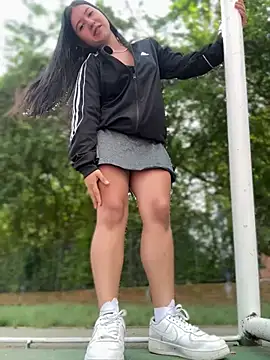 Snapshot of VAL_PRINCESS chatting on 12/12/24, 03:27 VAL PRINCESS online show from 12/12/24, 03:27