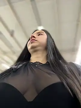 Snapshot of VAL_PRINCESS chatting on 12/16/24, 12:37 VAL PRINCESS online show from 12/16/24, 12:37