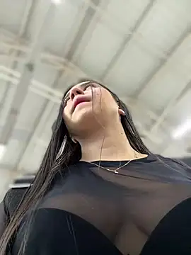 Snapshot of VAL_PRINCESS chatting on 12/23/24, 12:14 VAL PRINCESS online show from 12/23/24, 12:14