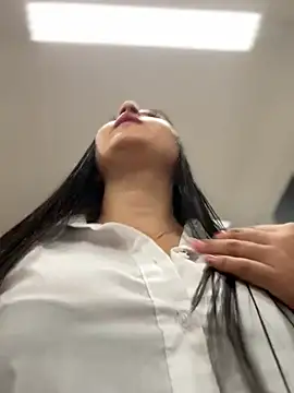 Snapshot of VAL_PRINCESS chatting on 01/04/25, 09:09 VAL PRINCESS online show from 01/04/25, 09:09