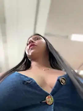 Snapshot of VAL_PRINCESS chatting on 01/16/25, 09:19 VAL PRINCESS online show from 01/16/25, 09:19