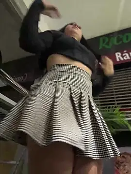 Snapshot of VAL_PRINCESS chatting on 01/26/25, 12:05 VAL PRINCESS online show from 01/26/25, 12:05