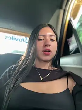 Snapshot of VAL_PRINCESS chatting on 03/15/25, 06:10 VAL PRINCESS online show from 03/15/25, 06:10