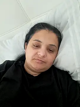 sarahhh1987 online show from 02/21/26, 06:47