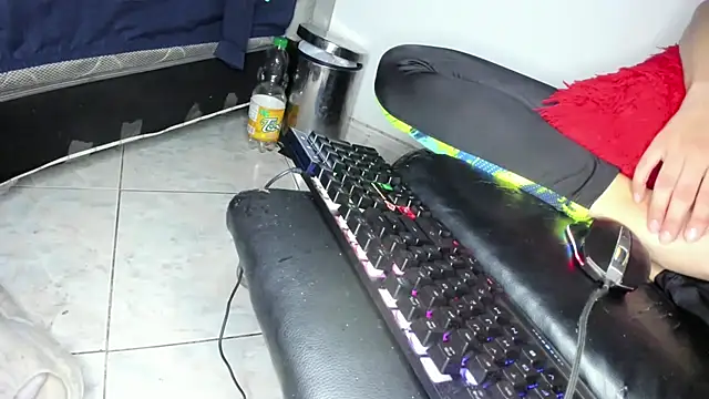 Snapshot of guy_master chatting on 12/06/24, 07:56 guy master online show from 12/06/24, 07:56