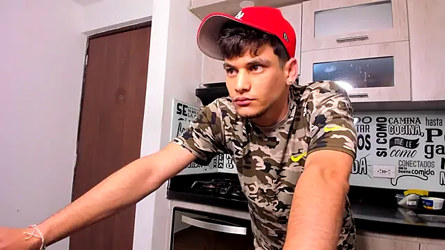 Snapshot of guy_master chatting on 01/18/25, 07:07 guy master online show from 01/18/25, 07:07