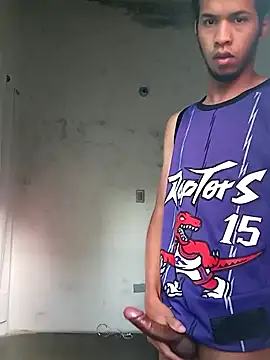 Snapshot of gymboy-erick23 chatting on 12/23/24, 12:08 gymboy-erick23 online show from 12/23/24, 12:08