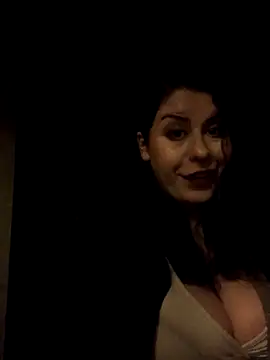 Snapshot of holyeroticss chatting on 11/28/25, 11:40 holyeroticss online show from 11/28/25, 11:40