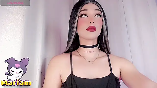 Snapshot of Marian_LV chatting on 12/21/24, 05:47 Marian LV online show from 12/21/24, 05:47