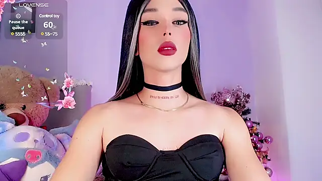 Snapshot of Marian_LV chatting on 12/30/24, 06:42 Marian LV online show from 12/30/24, 06:42