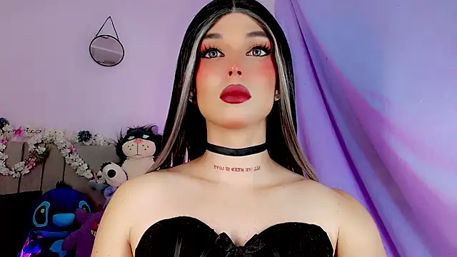 Snapshot of Marian_LV chatting on 03/18/25, 10:03 Marian LV online show from 03/18/25, 10:03