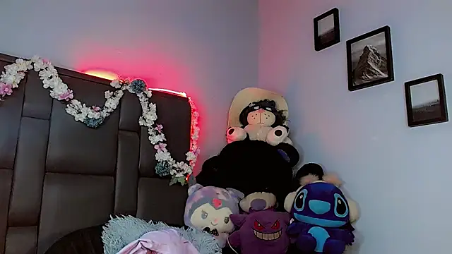 Snapshot of Marian_LV chatting on 09/29/25, 07:57 Marian LV online show from 09/29/25, 07:57