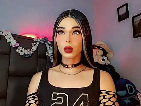 Snapshot of Marian_LV chatting on 10/01/25, 11:05 Marian LV online show from 10/01/25, 11:05