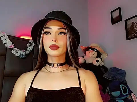 Snapshot of Marian_LV chatting on 10/02/25, 11:17 Marian LV online show from 10/02/25, 11:17