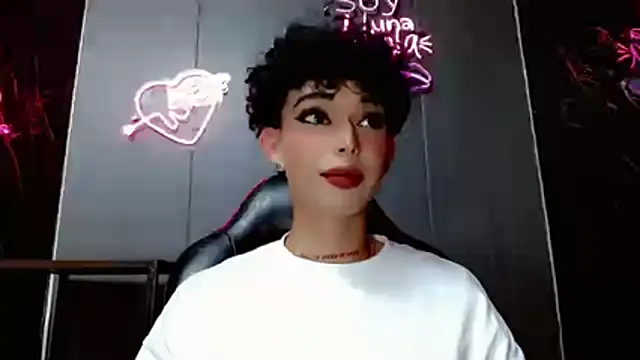 Snapshot of Marian_LV chatting on 11/28/25, 07:27 Marian LV online show from 11/28/25, 07:27