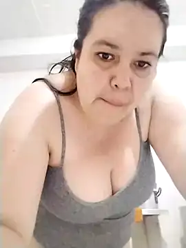 lunanataly online show from 01/15/25, 04:11