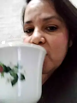 lunanataly online show from 03/02/25, 09:54