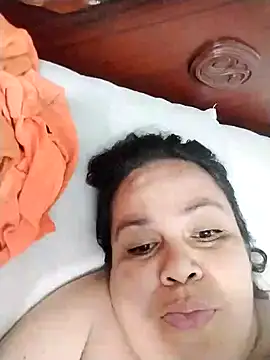 lunanataly online show from 11/21/25, 01:15