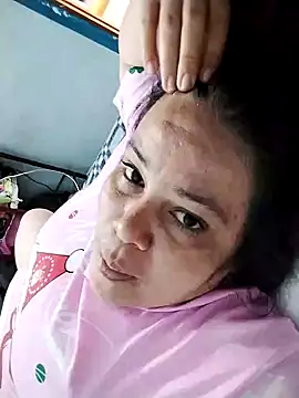 lunanataly online show from 11/28/25, 03:36