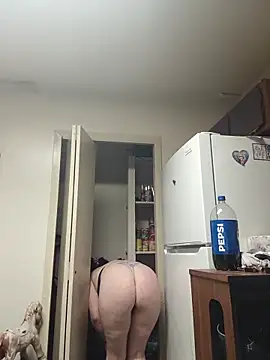 PhatAss Kummmilla online show from 10/12/25, 06:45