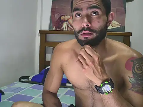 hideonbush051 online show from 10/05/25, 02:32