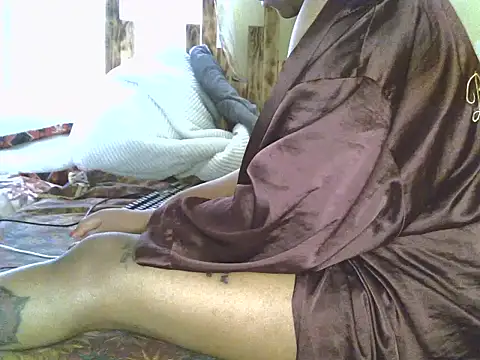 NATASHA LUCKY online show from 03/04/25, 12:12