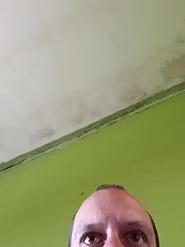 Snapshot of immi932 chatting on 04/11/26, 09:46 immi932 online show from 04/11/26, 09:46