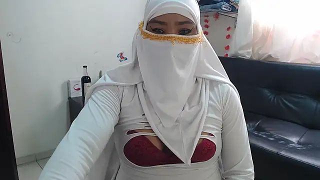 Aaliyah brown online show from 12/20/24, 05:40