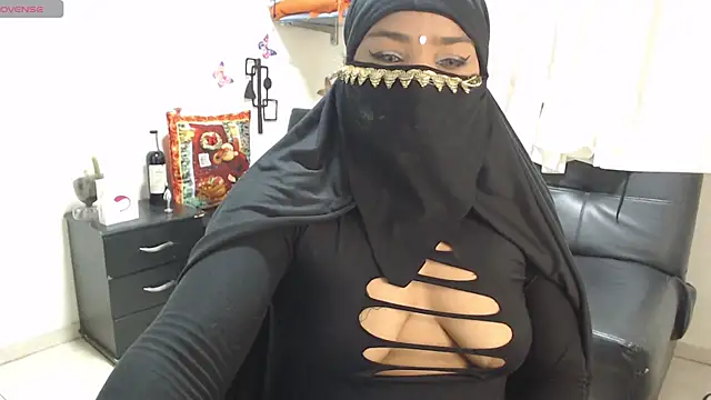 Aaliyah brown online show from 01/03/25, 08:54