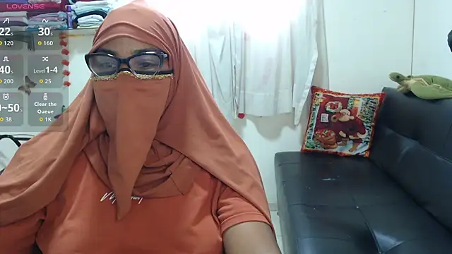 Aaliyah brown online show from 09/20/25, 07:48