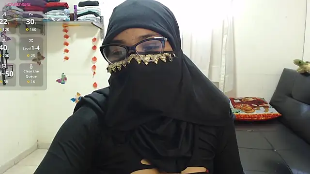 Aaliyah brown online show from 09/24/25, 01:58