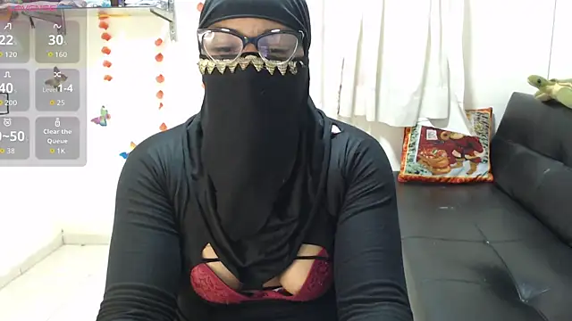 Aaliyah brown online show from 09/25/25, 03:43