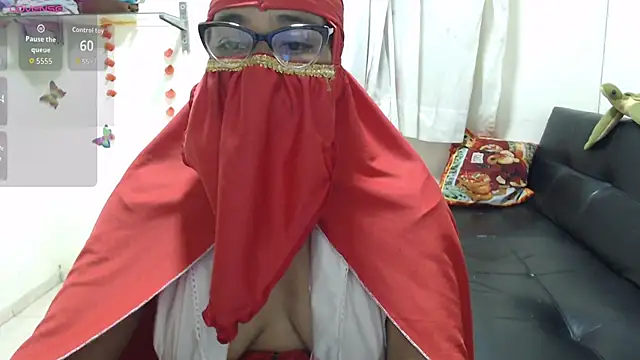 Aaliyah brown online show from 10/03/25, 05:04