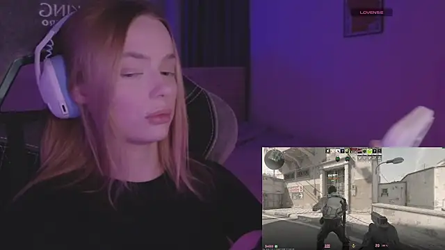 Snapshot of _MayShy_ chatting on 09/12/25, 06:52  MayShy  online show from 09/12/25, 06:52