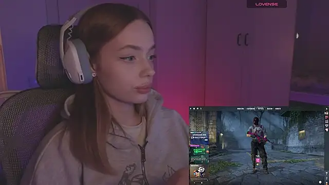 Snapshot of _MayShy_ chatting on 10/23/25, 07:12  MayShy  online show from 10/23/25, 07:12