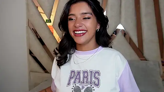 Snapshot of Rebecca_055 chatting on 04/23/26, 01:07 Rebecca 055 online show from 04/23/26, 01:07