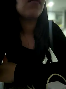 Snapshot of Salome_golvert chatting on 11/08/25, 10:08 Salome golvert online show from 11/08/25, 10:08