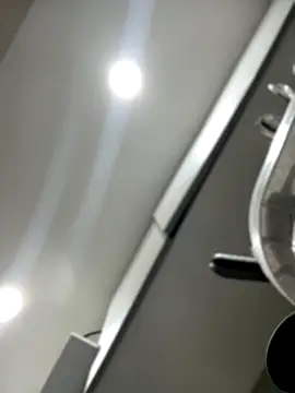 Snapshot of Salome_golvert chatting on 11/12/25, 09:14 Salome golvert online show from 11/12/25, 09:14