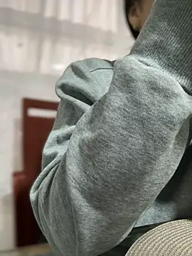 Snapshot of Salome_golvert chatting on 11/20/25, 10:31 Salome golvert online show from 11/20/25, 10:31