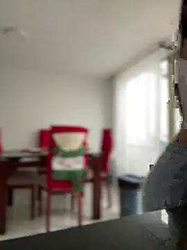 Snapshot of Salome_golvert chatting on 12/16/25, 05:29 Salome golvert online show from 12/16/25, 05:29