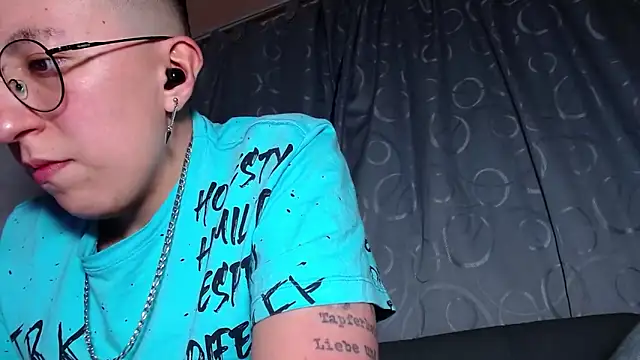 Sexyboy 666 online show from 11/26/25, 12:44