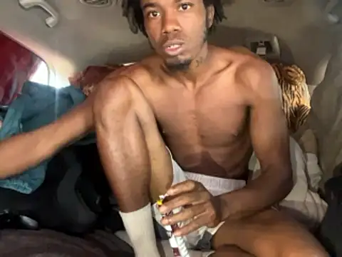 SlimeCrownzOut5 online show from 01/13/26, 05:07