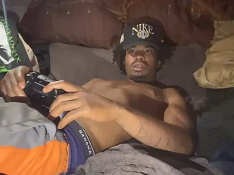 SlimeCrownzOut5 online show from 03/07/26, 03:03