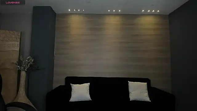 AnaisNin online show from 02/06/25, 12:37