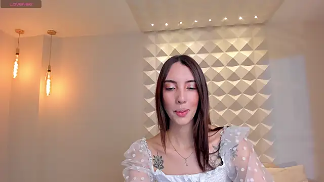 AnaisNin online show from 02/09/25, 11:25