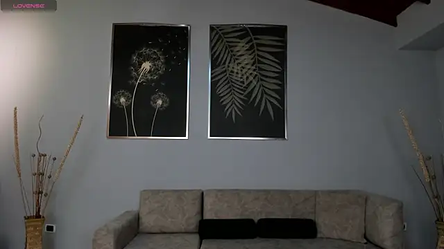 AnaisNin online show from 09/23/25, 03:31