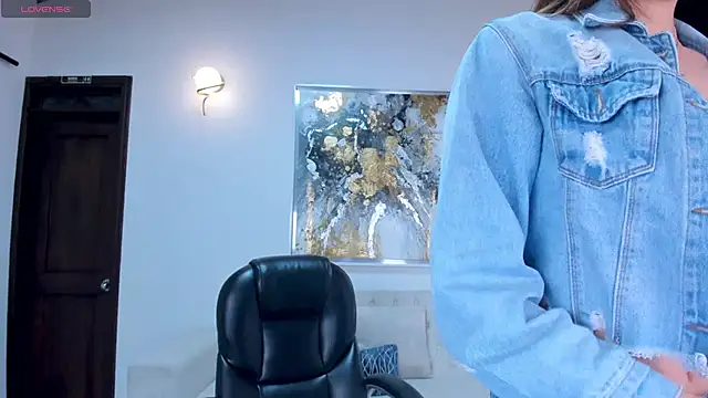 AnaisNin online show from 09/30/25, 03:22