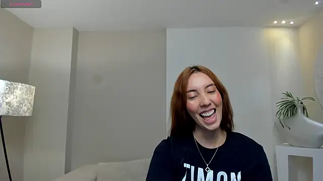 Snapshot of AnaisNin chatting on 06/04/26, 06:58 AnaisNin online show from 06/04/26, 06:58