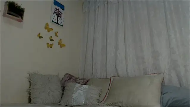 sharloth x18 online show from 10/13/25, 12:16