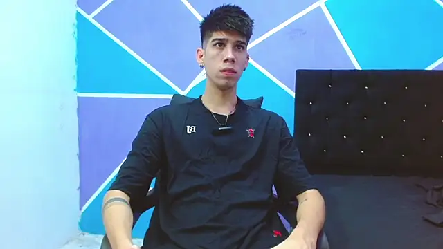 jhony-sex online show from 12/04/24, 03:15